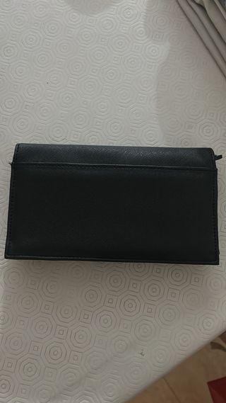 Monedero Guess Negro y Gris