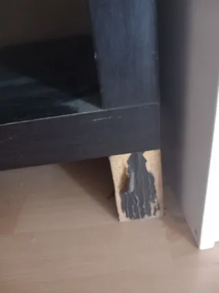 Mueble TV bajo negro madera