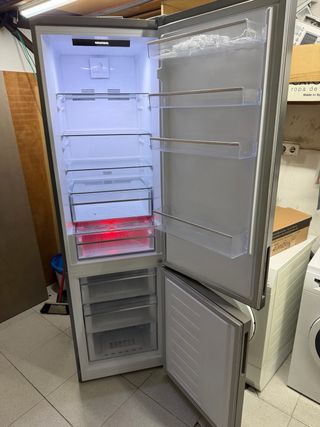 NEVERA GRUNDIG NOFROST INOX SEGUNDAMANO