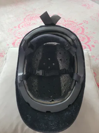 Casco de equitación negro