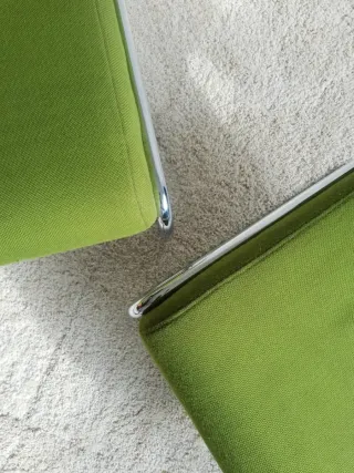 Butaca baja cantilever. Vintage, 70s.