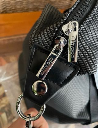 Bolso Alo Yoga Negro Nuevo con Etiqueta