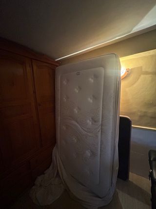 Colchón 105cm y base tapizada