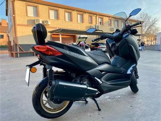 Yamaha Xmax 300 Tech Max