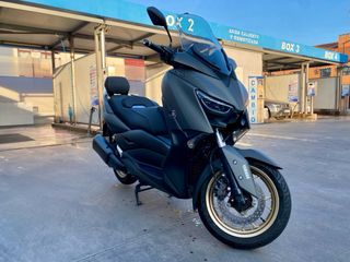 Yamaha Xmax 300 Tech Max
