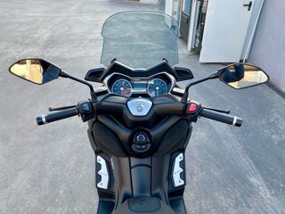 Yamaha Xmax 300 Tech Max