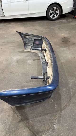 Parachoques BMW E46 Azul