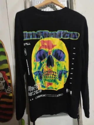 Camiseta negra manga larga hombre