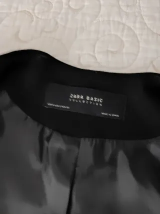 Chaqueta Zara Negra