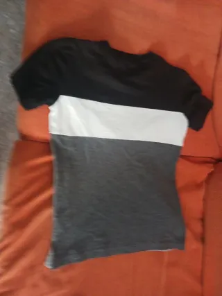 Camiseta Adidas Negra y Gris
