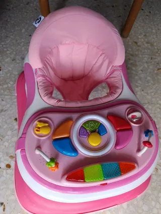 Correpasillos rosa y blanco