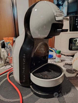 Macchina Caffè Krups dolce gusto