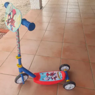 Patinete 3 Ruedas Spiderman