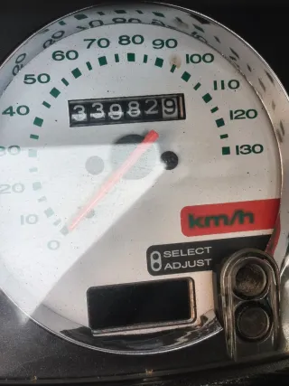 Suzuki Burgman Maxi Scooter Roja 125 de segunda ma