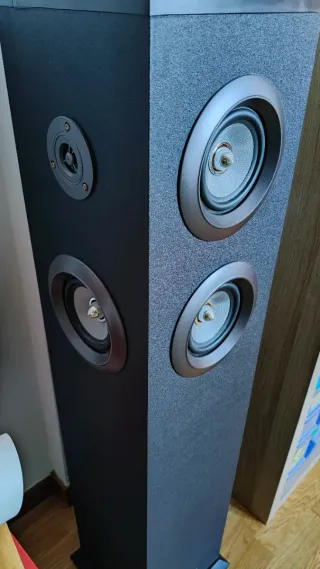 Energy Sistem Tower 8 Altavoces