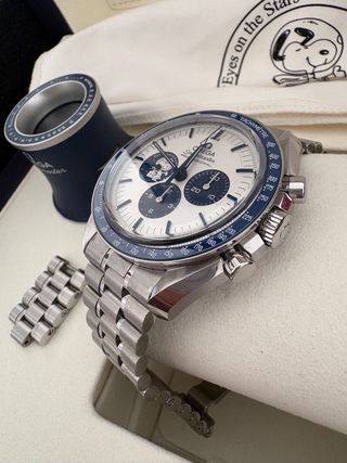 Omega Speedmaster Silver Snoopy Award