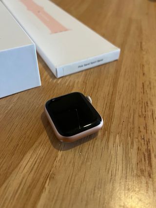 Apple Watch Series 5. 40 mm. Negociable