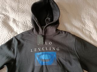 Sudadera Negra Solo Leveling