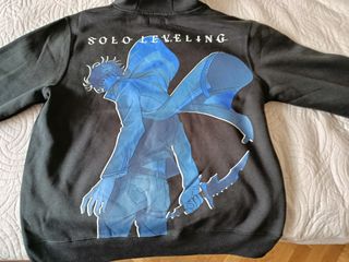 Sudadera Negra Solo Leveling