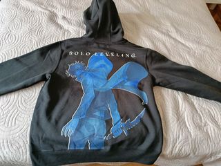 Sudadera Negra Solo Leveling