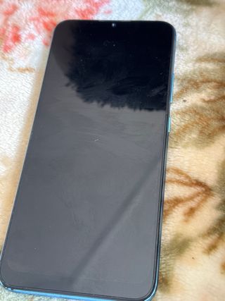 Móvil Realme Azul, esta en buen estado