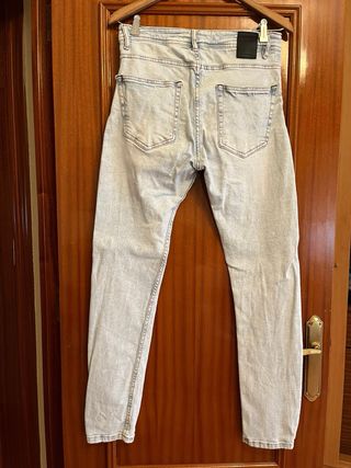 Pantalón vaquero hombre Zara