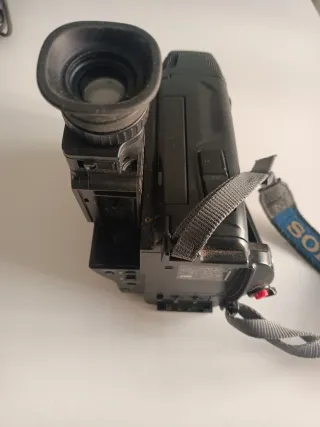 Videocamera Sony Video 8 leggi descrizione