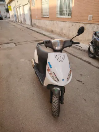 Piaggio Zip 50cc 2T Aire Automática