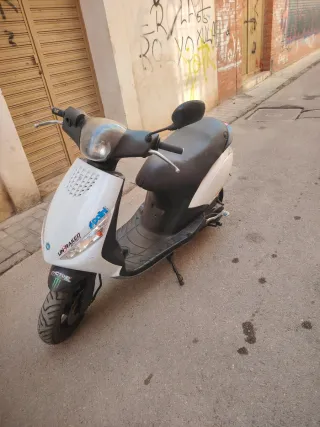 Piaggio Zip 50cc 2T Aire Automática