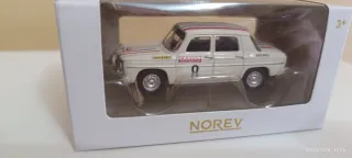 Renault 8 1/64