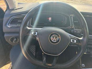 Volkswagen T-Roc 2019