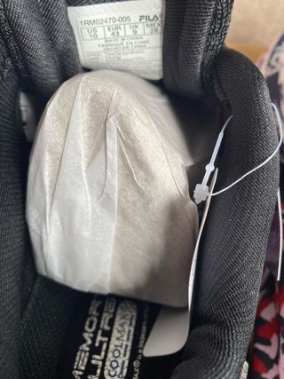 Lote 2 Pares Zapatillas Fila T43