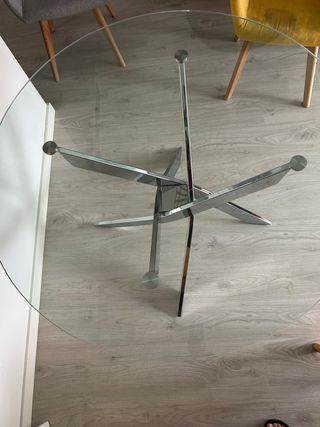 Mesa redonda comedor cristal y metal