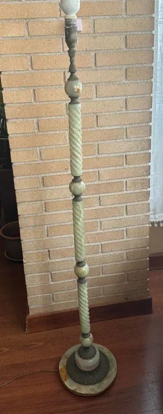 Lámpara antigua ónix