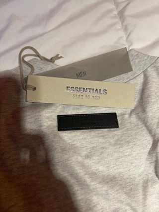 Camiseta Essential Talla M