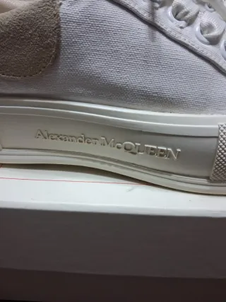 Alexander McQueen Sneakers Bianche Beige
