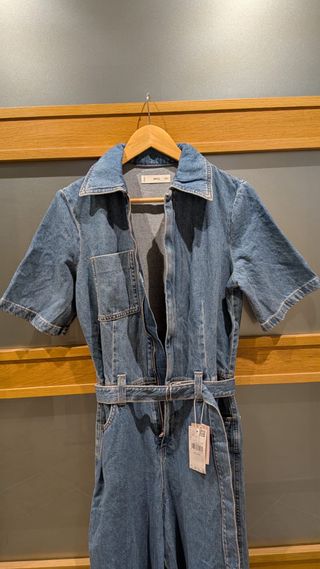 Mono vaquero Mango azul talla M