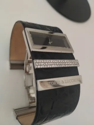 Reloj Victorio & Lucchino Negro y Plateado