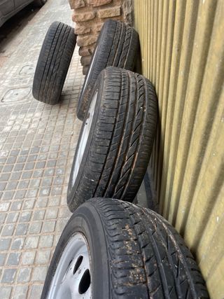 Llantas Golf II GTI/G60 con neumáticos