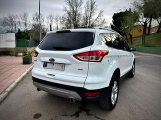 Ford Kuga 2014