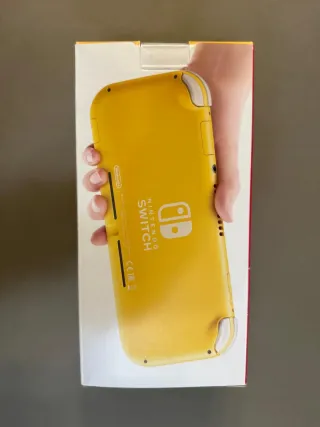 Nintendo Switch Lite Amarilla