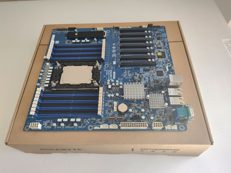 Gigabyte MU92-TU1 + Intel Xeon Silver 4310