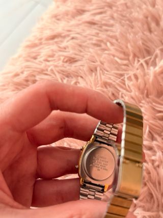 Reloj Casio Dorado Digital