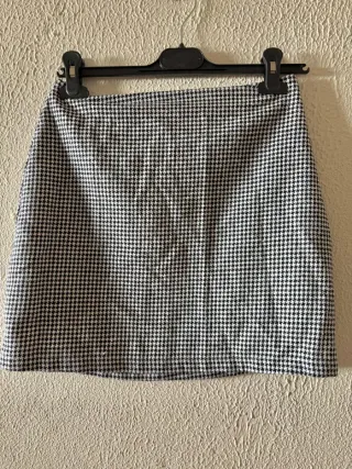 Falda cuadros blanco y negro talla S