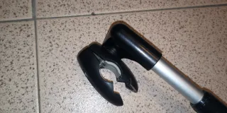 Soporte  extensible para paraguas.