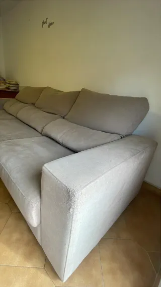 Sofá de tela beige para tapizar