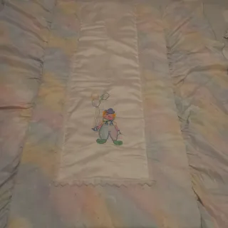 Colcha cuna con protectores