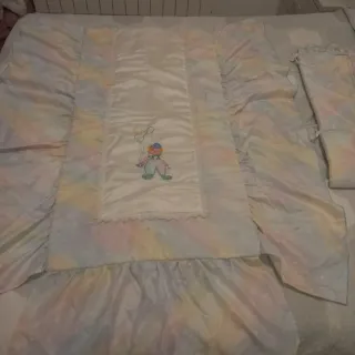 Colcha cuna con protectores