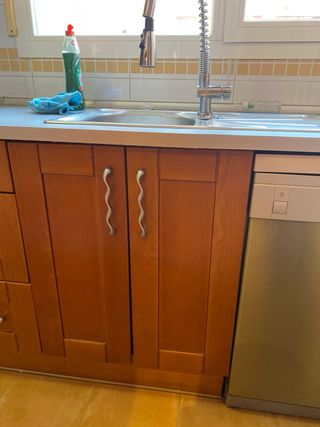 Muebles de cocina de madera y metal