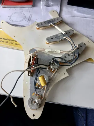 Pickguard Stratocaster 69 Custom Shop